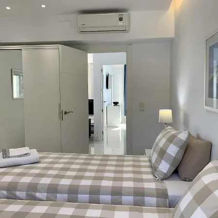 Carvajal Luxury In First Line شقة *